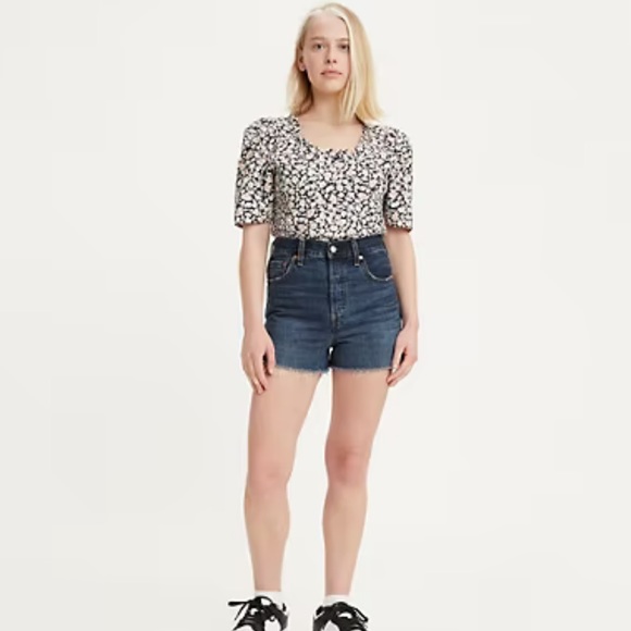 Levi’s Ribcage shorts - Picture 2 of 5